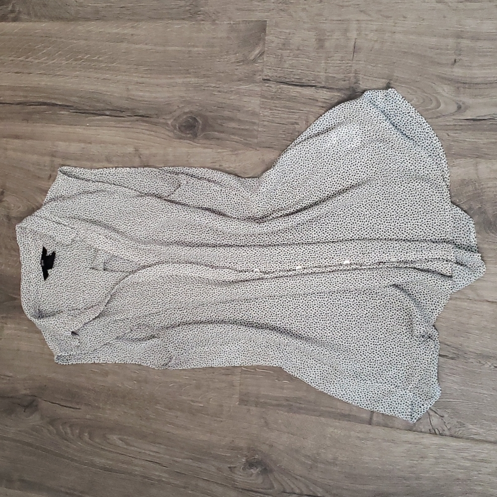 Sleeveless Portofino button down Top